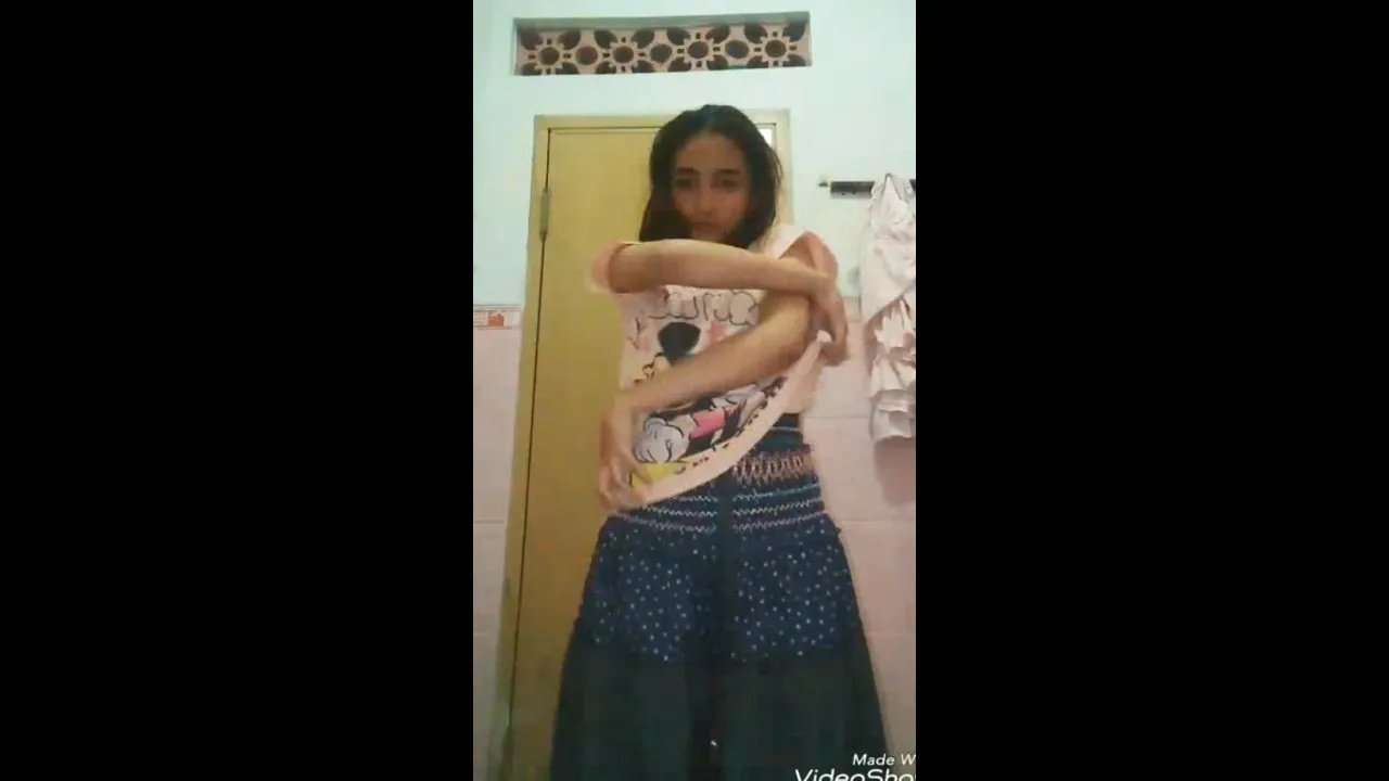 Cam Si Mickey Mouse Masturbasi